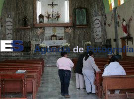 Cristianos salen deTlanalapan - ES imagen agencia de fotografía