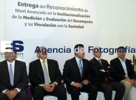Recibe ayuntamiento reconocimiento en programa SINDES - ES imagen agencia de fotografía