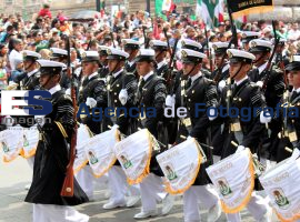 Desfile Militar Festejos de la Independencia México D.F. - ES imagen agencia de fotografía