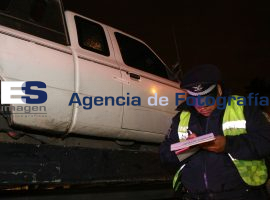 Fuerte operativo alcoholímetro en la ciudad - ES imagen agencia de fotografía