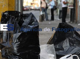 Naranjitas realizan limpieza del centro histórico - ES imagen agencia de fotografía