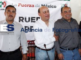 Denuncia Juan Carlos Lastiri inequidad en presupuestos municipales - ES imagen agencia de fotografía