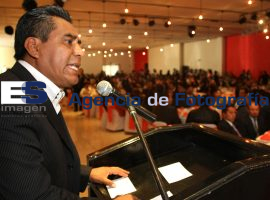 SNTE sección 51 reconoce al Docente Distinguido - ES imagen agencia de fotografía