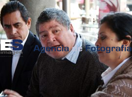 Defraudados se manifestarán por represion del gobierno estatal - ES imagen agencia de fotografía