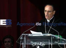 Alfredo Miranda rindió 6o informe al frente de la UPAEP - ES imagen agencia de fotografía