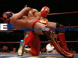 Lucha Preestelar Arena Puebla - ES imagen agencia de fotografía