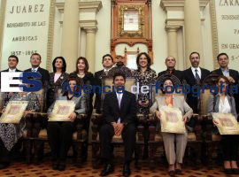 Visitante Distinguido a Dulce María Sauri, Dolores Padierna y Amalia García - ES imagen agencia de fotografía