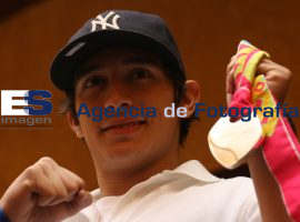 Damián Villa, medallista de plata en Panamericanos Guadalajara 2011 - ES imagen agencia de fotografía