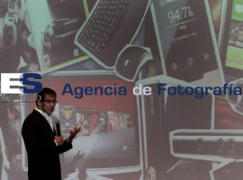 Conferencia Juan Alberto Gonzales Presidente de Microsoft - ES imagen agencia de fotografía