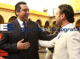 Claudi Hernández e Iván Galindo se reúnen con Carlos Meza - ES imagen agencia de fotografía