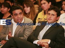 Presenta Manuel Carmona su libro Guerras de Lodo - ES imagen agencia de fotografía