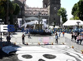 Poblanos aprovechan día de asueto - ES imagen agencia de fotografía
