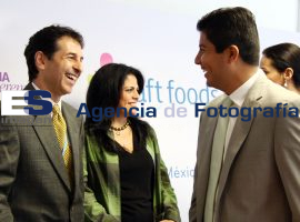 Firma de Convenio Kraft Foods y Ayuntamiento de Puebla - ES imagen agencia de fotografía
