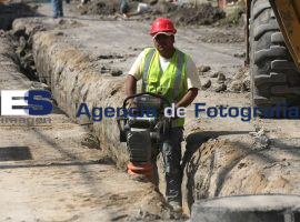 Ayuntamiento y estado supervisan pavimentación en la 49 poniente - ES imagen agencia de fotografía