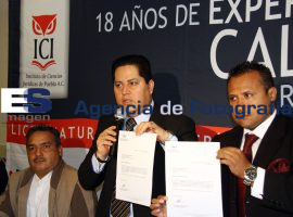 Recibe Acreditación CIEES Instituto de Cs Jurídicas - ES imagen agencia de fotografía