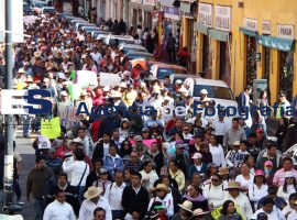Manifestación ISSSTEP en el Congreso - ES imagen agencia de fotografía