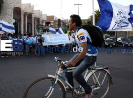 Marcha por la Permanencia del Puebla FC - ES imagen agencia de fotografía