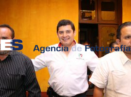 Alejandro Armenta Integrantes Camapaña Zavala - ES imagen agencia de fotografía