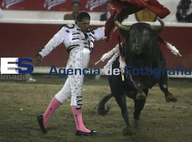 Alfonso Mateos la alternativa del poblano - ES imagen agencia de fotografía