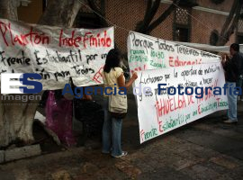Huelga de Hambre Rechazados BUAP - ES imagen agencia de fotografía