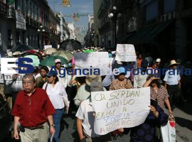 Marchan Defraudados Coofia - ES imagen agencia de fotografía