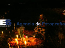 Todos Santos en Nativitas - ES imagen agencia de fotografía