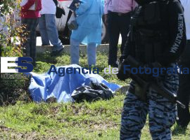 ejecutado autopista - ES imagen agencia de fotografía