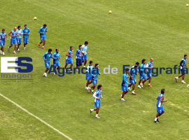 Entrenamiento Puebla fc - ES imagen agencia de fotografía