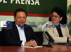 Rueda de prensa - ES imagen agencia de fotografía