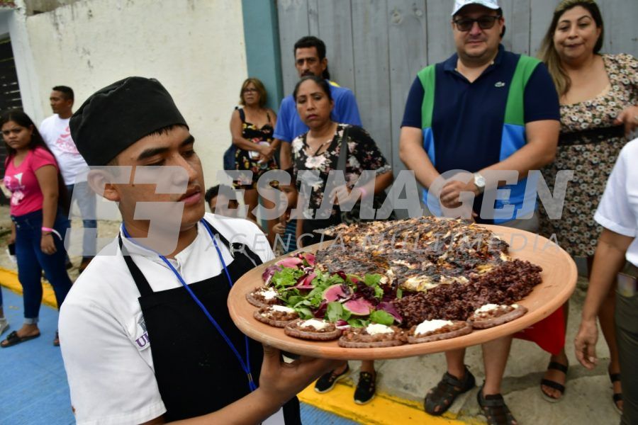 Da Inicio El Festival Del Pescado A La Talla En Playa Bonfil De ...