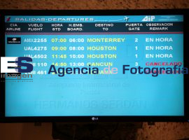 Aeropuerto Hermanos Serdán cancelaciones  - ES imagen agencia de fotografía