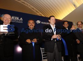Inicia el vuelo Puebla-Monterrey - ES imagen agencia de fotografía