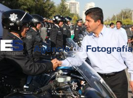 Entrega Eduardo Rivera motopatrullas a la Policía Municipal - ES imagen agencia de fotografía