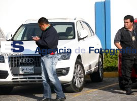 Autos decomisados en Jardines Zavaleta - ES imagen agencia de fotografía
