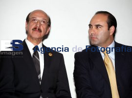 Javier Narro delegado del ISSSTE rinde su informe - ES imagen agencia de fotografía