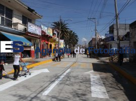 Entrega Eduardo Rivera calle de concreto hidráulico en San Pablo - ES imagen agencia de fotografía