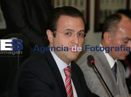 Juan Pablo Piña comparece en el Congreso - ES imagen agencia de fotografía