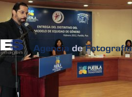 Entregan Distintivo Equidad de Género  - ES imagen agencia de fotografía