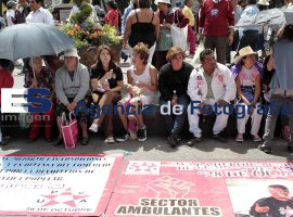 Marcha en contra de la militarización - ES imagen agencia de fotografía
