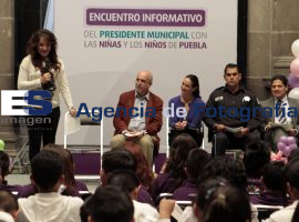 Protestan pobladores de Acatzingo en Congreso  - ES imagen agencia de fotografía