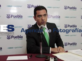 Exige salida de Contralor municipal. - ES imagen agencia de fotografía