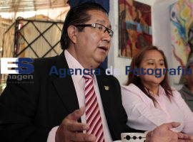 Continúa conflicto en agua santa  - ES imagen agencia de fotografía