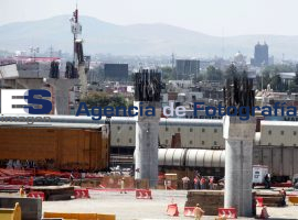 Construcción Viaducto Santa Ana Chiautempan - ES imagen agencia de fotografía