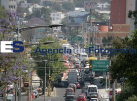Trafico bulevard Atlixco metrocus - ES imagen agencia de fotografía