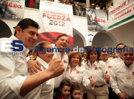 Toma de protesta cordinación EPN en Puebla - ES imagen agencia de fotografía