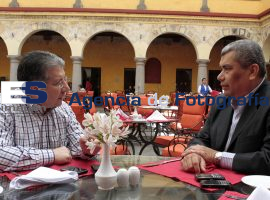 Javier López Zavala y  Enrique Dóger Guerrero - ES imagen agencia de fotografía