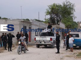 Muere por conflicto retiren postes de electricidad - ES imagen agencia de fotografía