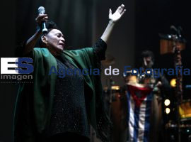 Omara Portuondo - ES imagen agencia de fotografía