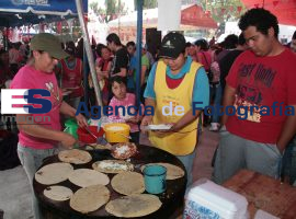 Segunda feria de la memela en "La Resurrección" - ES imagen agencia de fotografía