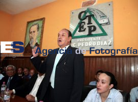 Víctor Hugo Islas consejo taxista - ES imagen agencia de fotografía
